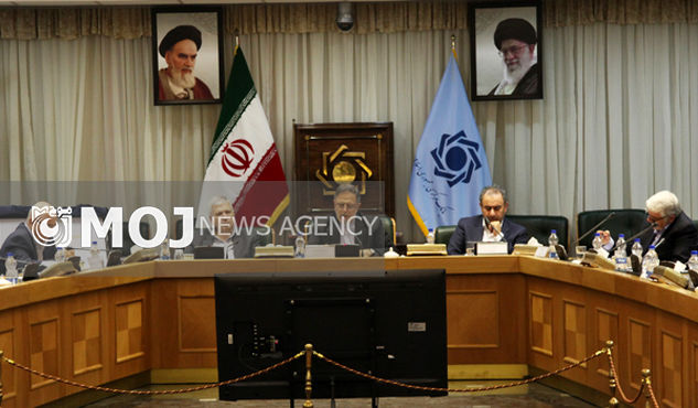 کارت اعتباری موجب تشویق بازار می شود