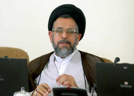 تاکید وزیر اطلاعات بر گرهگشایی از مشکلات اقتصادی