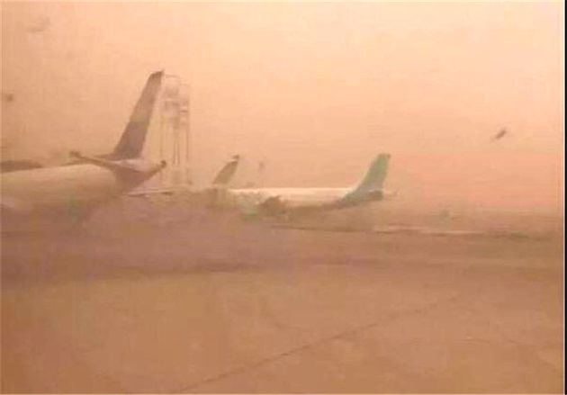 آسمان خاکی 4 پرواز فرودگاه اهواز را معلق کرد
