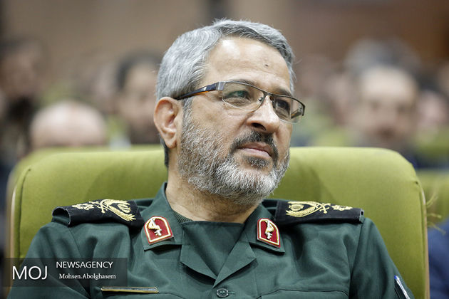 نباید به زالوصفتان اقتصادی اجازه جولان در فضای کنونی را داد
