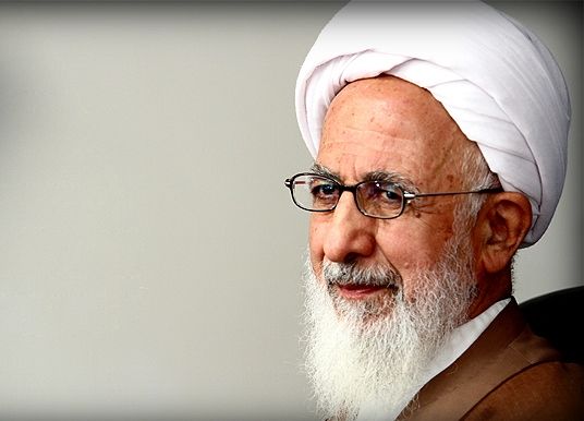 بر آل خلیفه لازم است شخصیت ممتاز علمی آیت الله شیخ عیسی قاسم را محترم بشمارند