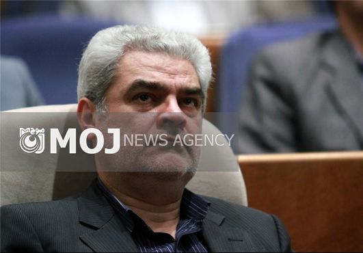 بانکها در پرداخت تسهیلات به تولید سختگیری میکنند