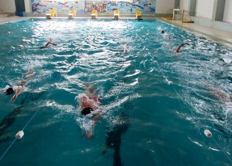 اولین دوره مسابقات شنای آزاد کارکنان به مناسبت دهه کرامت