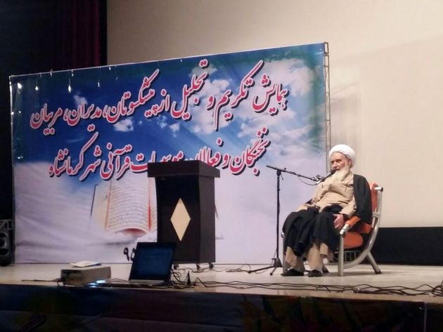 فرهنگ قرآنی باید در میان خانوادهها نهادینه شود