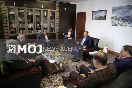 مشکلات مناطق آزاد تجاری، ناشی از سوءمدیریتهاست / معضل قاچاق در تمام کشور انجام میشود