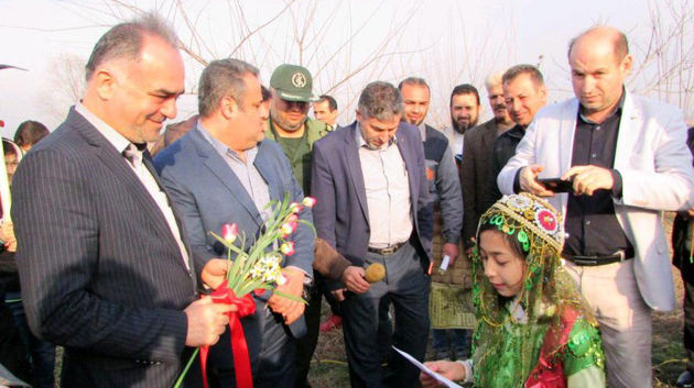 افتتاح و کلنگ زنی یازده طرح عمرانی در شهرستان مرزی بندر آستارا