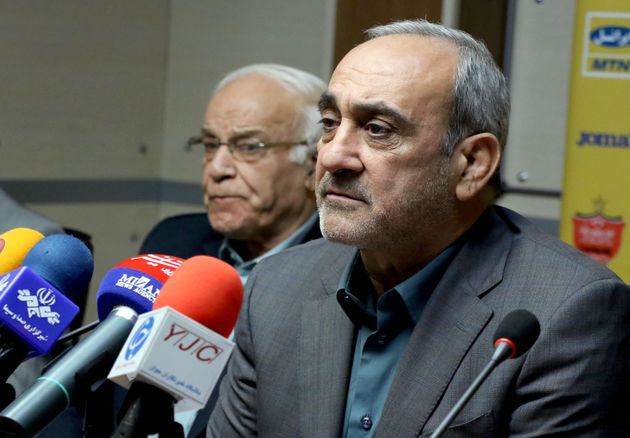 محرومیت نقل و انتقالاتی ما بخشیده نشود با یک دست بسته به جنگ رقبا خواهیم رفت