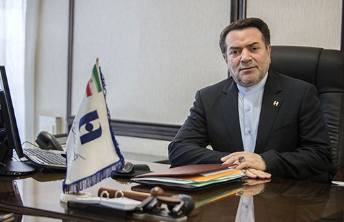وصول مطالبات بانک را از طریق تمامی ظرفیتهای قانونی کشور دنبال می کنیم