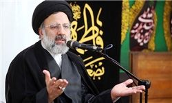بدلیل وقوع زمینلرزه لازم دانستم در کنار مردم بمانم
