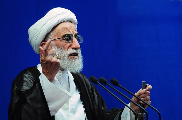 برگزاری نماز عید سعید قربان به امامت آیت الله جنتی در مسجد جمکران