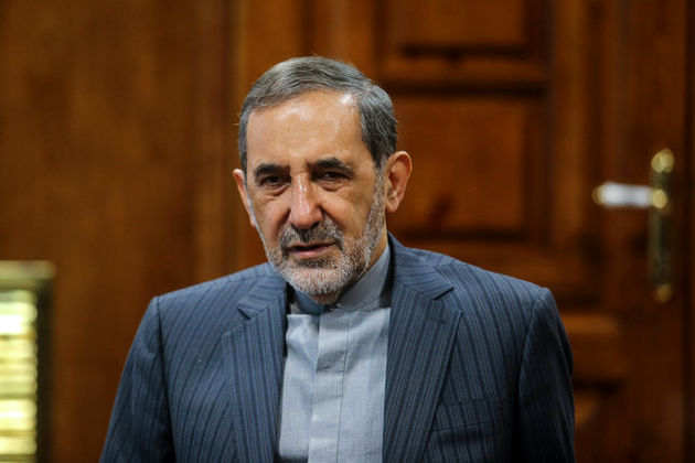 ولایتی قهرمانی ملیپوشان کشتی آزاد را تبریک گفت