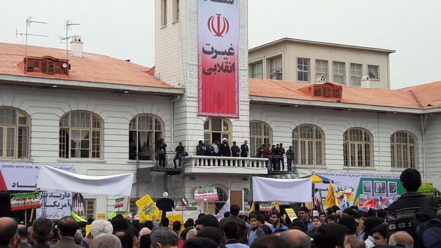 نباید اجازه داد خیانت دوباره آمریکا فراموش شود