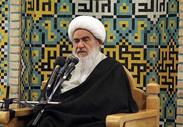 آئین تجلیل از خدمات قرآنی آیتالله مظاهری برگزار شد
