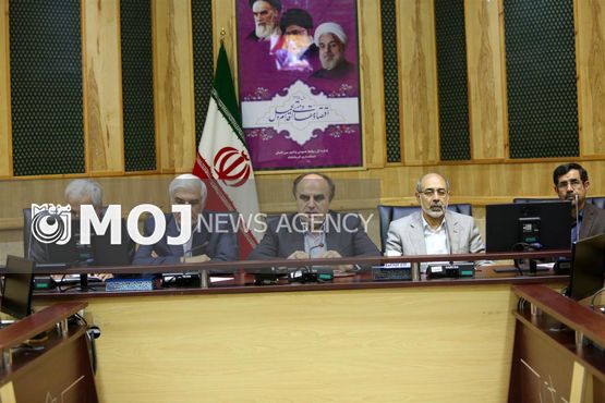 ارائه بسته پیشنهادی تحول آفرین در سفر کاروان تدبیر و امید