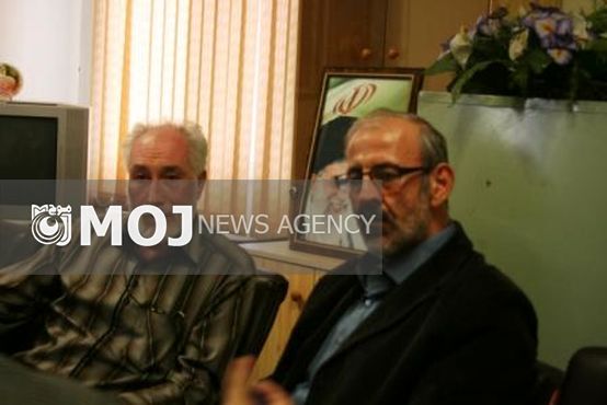 شکوری: مشحون به دنبال رزومه است نه سازندگی!