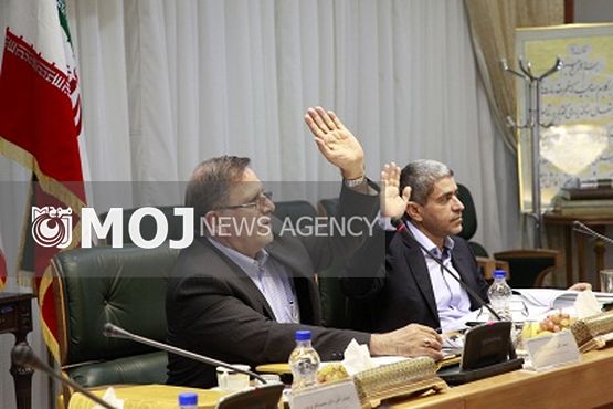 تابش و حضرتی عضو ناظر مجلس در شورای پول و اعتبار شدند