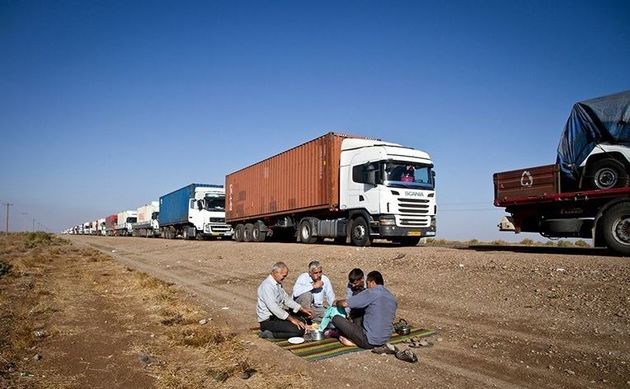 عرضه لاستیک با قیمت مصوب از هفته آینده عملیاتی می شود