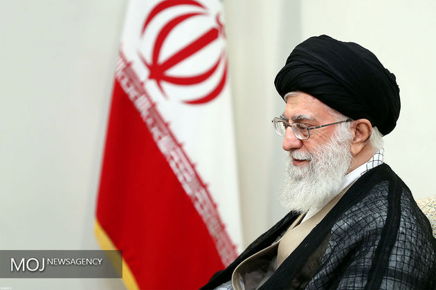 آیت الله خامنه ای در دانشگاه امام خمینی(ره) نیروی دریایی نوشهر حضور یافتند