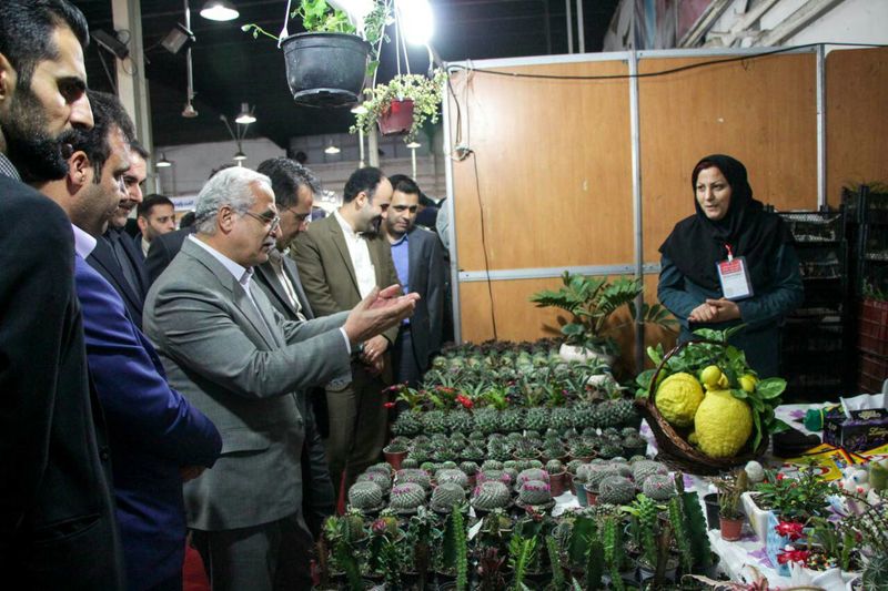 افتتاح هفتمین نمایشگاه گل و گیاه، مبلمان و خدمات شهری و حمل و نقل عمومی