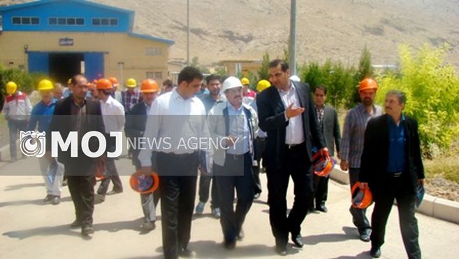 برگزاری تور واحدهای صنعتی پایین دستی پتروشیمی مستقر در شهرک های صنعتی لرستان