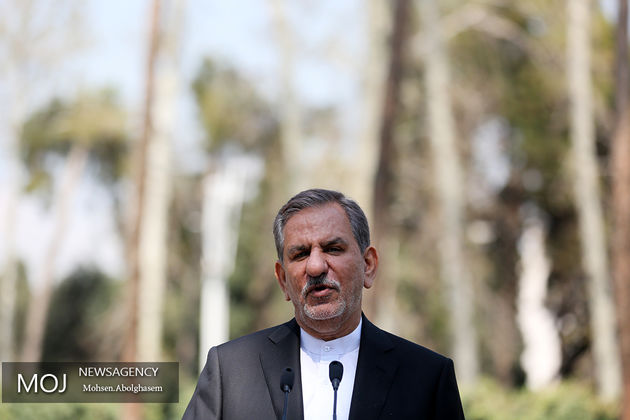 دولت اجازه نمیدهد زندگی میلیونها ایرانی از نوسانات ارزی آسیب ببیند