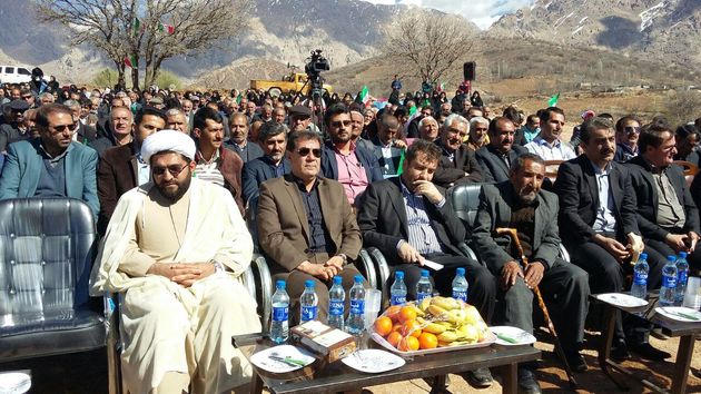 پروژه بیمارستان 32 تختخوابی سیسخت کلنگزنی شد