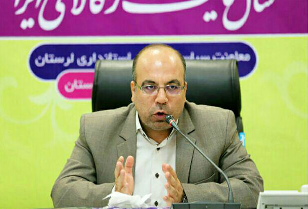 تاکید اهل فن بر مطالعه کتاب است تا مطالعه اینترنتی