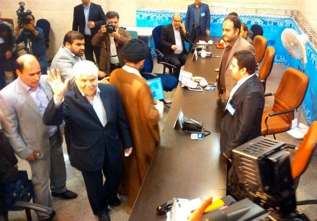 محمد هاشمیرفسنجانی: تا آخر میمانم
