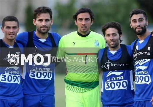 ۴ بازیکن دیگر استقلال قرارداد خود را ثبت کردند
