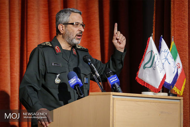 مسجد باید کانونی برای تربیت جوانانی باشد که میخواهند پای کار انقلاب باشند