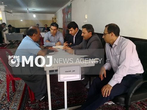 طرح میز خدمت در مسجد محله فرجه سنندج برگزار شد.