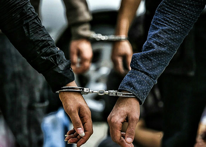 دستگیری سارقان داخل خودرو با 6 فقره سرقت در قائم شهر