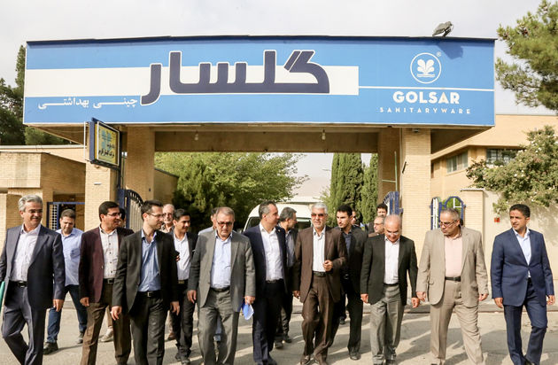 بهره گرفتن از توان داخلی، به اقتصاد مقاومتی جامه عمل می پوشاند
