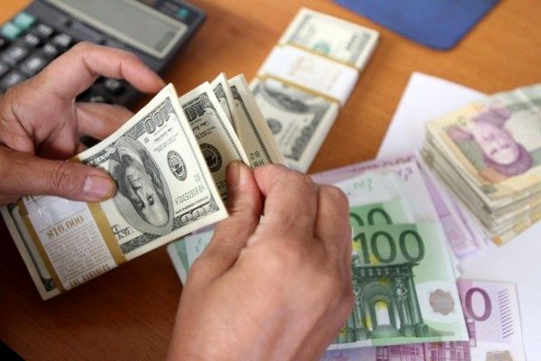 سهم مبادلات ارزی مرزنشینان هرمزگانی 51 میلیون دلار است