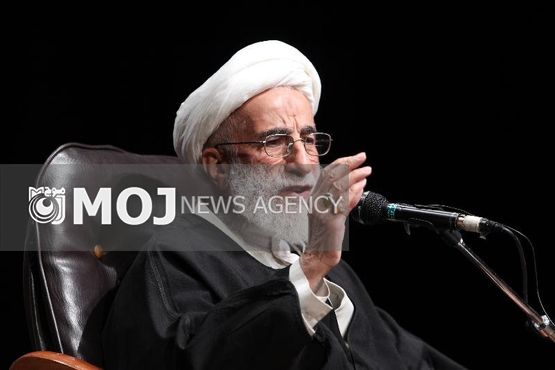امر به معروف و نهی از منکر از وظایف شرعی و اجتماعی ماست