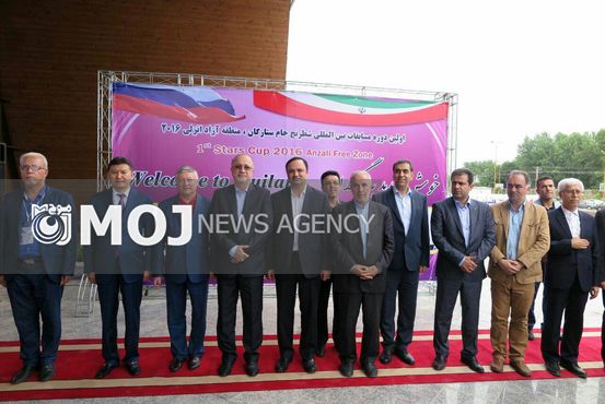 مراسم افتتاحیه مسابقات شطرنج جام ستارگان در انزلی برگزار شد