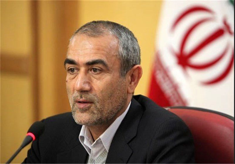 فروش کفش از طریق فضای مجازی یک راهکار مناسبی برای افزایش صادرات و توسعه صنعت کفش است