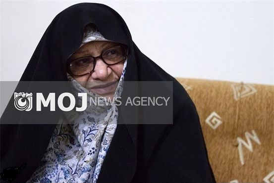 نمایندگان آیت الله هاشمی رفسنجانی از مرضیه دباغ عیادت کردند