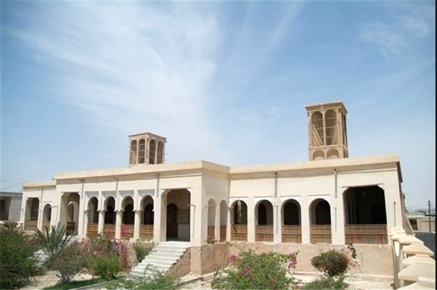 مرحله دوم مرمت خانه فکری بندرلنگه آغاز شد