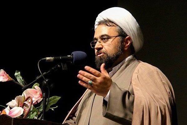 دهه کرامت امسال با شعار "خدمت کریمانه" برگزار می شود