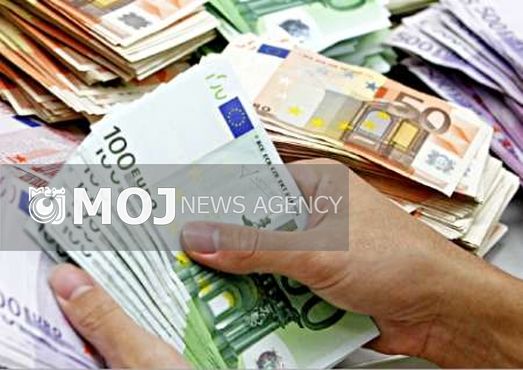تداوم روند کاهشی پوند و یورو و افزایش دلار بانکی