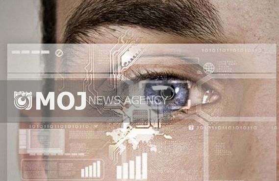 اسکنر چشم هویت کاربران گوشیهای هوشمند را تایید می کند