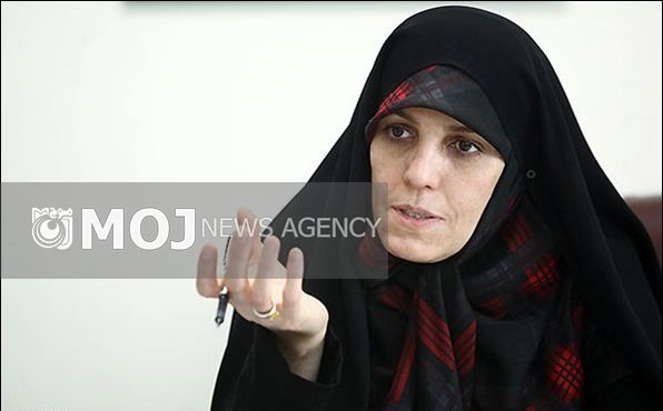 سایه زنان و خانواده در تمام مواد احکام برنامه ششم دیده میشود