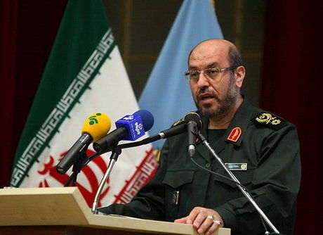 مسیر ایران در زمینه فعالیتهای موشکی و دفاعی مشخص است