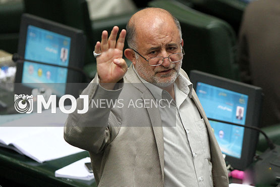 احمدی نژاد باعثایجاد اختلاف شدید طبقاتی بین پزشکان شد