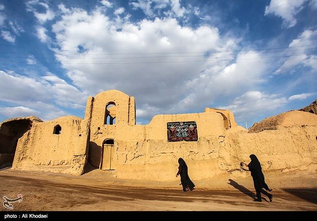 آغازمرمت قلعه روستای قورتان بزرگترین دژ تاریخی استان اصفهان