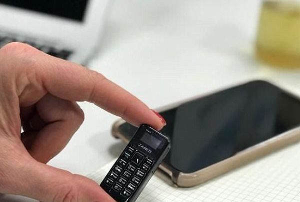 فروش موبایل های مینیاتوری ممنوع شد