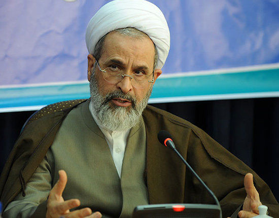مقوله وحدت و همزیستی مذاهب اسلامی را بسیار مهم میشماریم