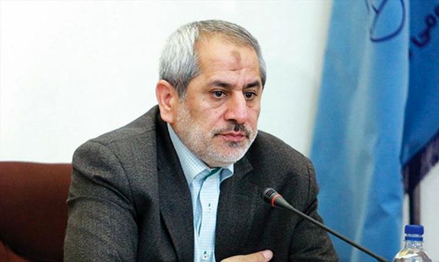 مسوولین در تریبونهای رسمی فسادی را اعلام نکنند