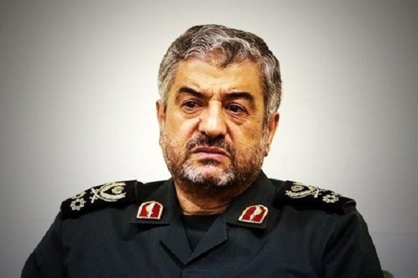 وجه مشترک توفیق نظام در عرصههای دفاعی و سازندگی مدیریت جهادی است